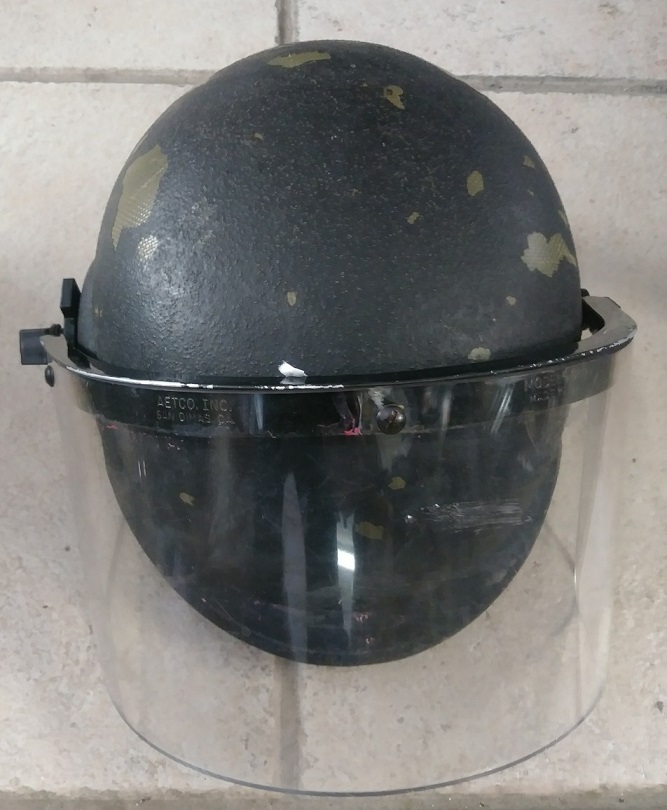 RIOT HELMET GRADE 2 - LEVEL IIIA QTY 2 RIOT HELMET GRADE 2 - LEVEL IIIA QTY 2